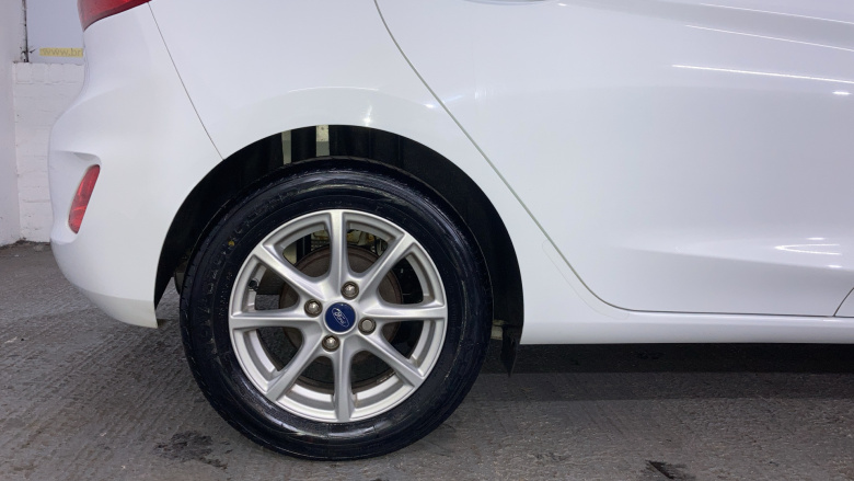 Ford Fiesta 1.0 EcoBoost Zetec 5dr Petrol Hatchback